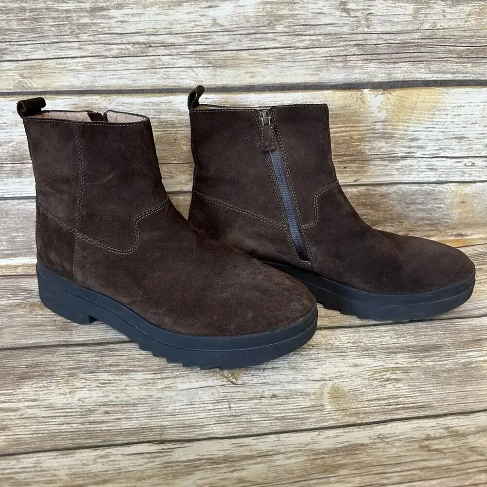 Eileen Fisher Floyd Waterproof Boots in Chocolate Brown Size 11
